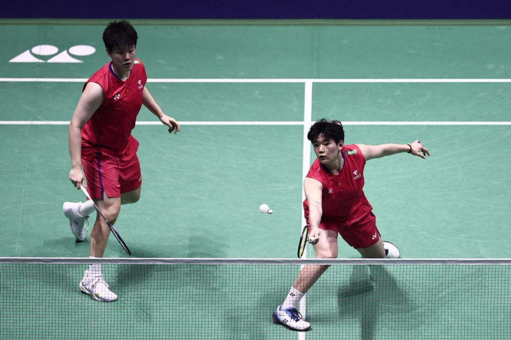 更是洞察各 更是洞察各