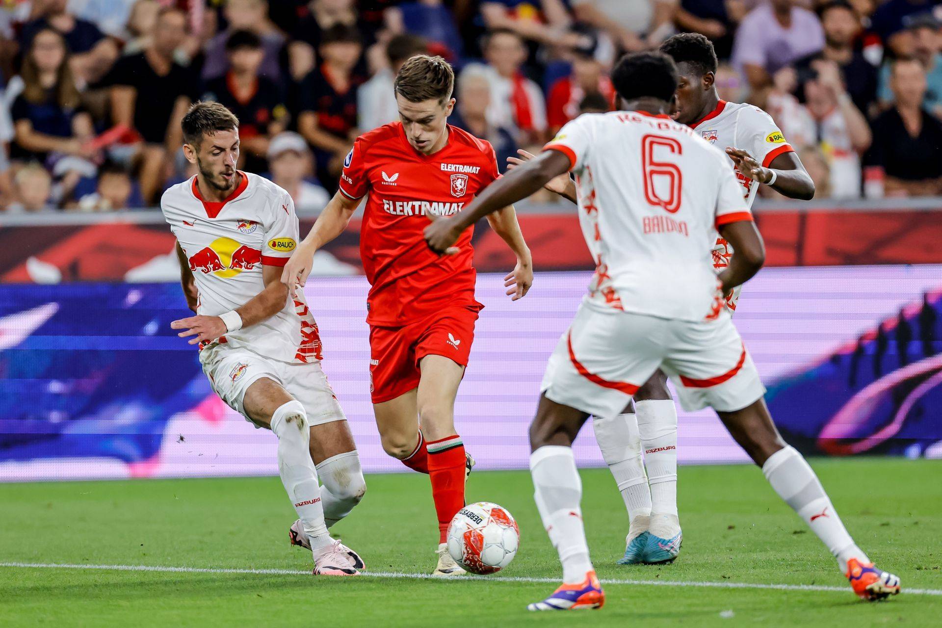 因而被剥夺 因而被剥夺